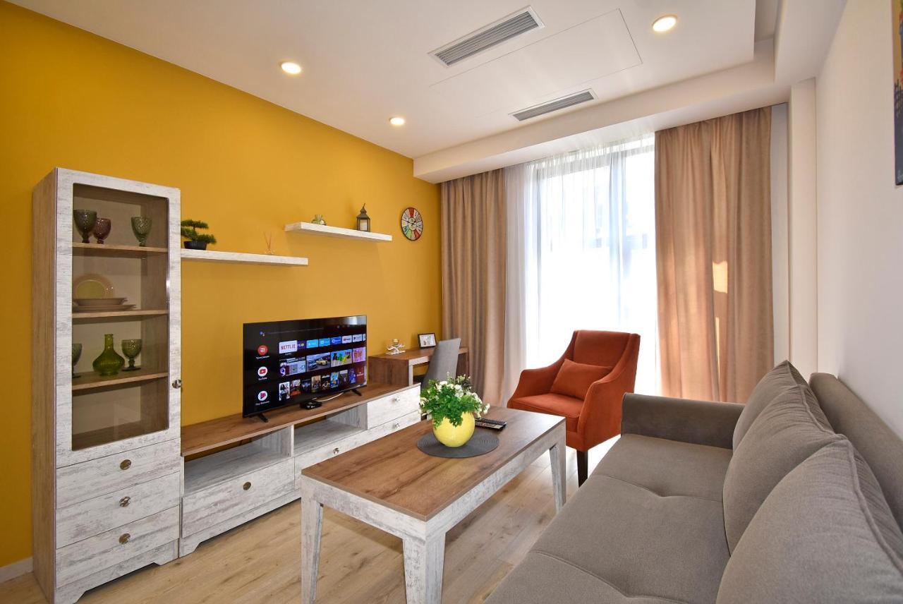 Home4You Apartments On Koghbatsi Jerevan Eksteriør bilde